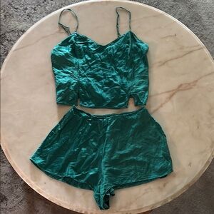 Victoria's Secret Emerald Green 100% silk Pajama Set with Spaghetti Straps